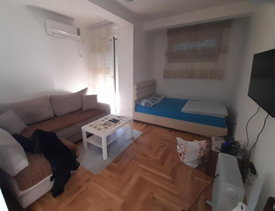 Apartment Luka Podgorica Ngoại thất bức ảnh